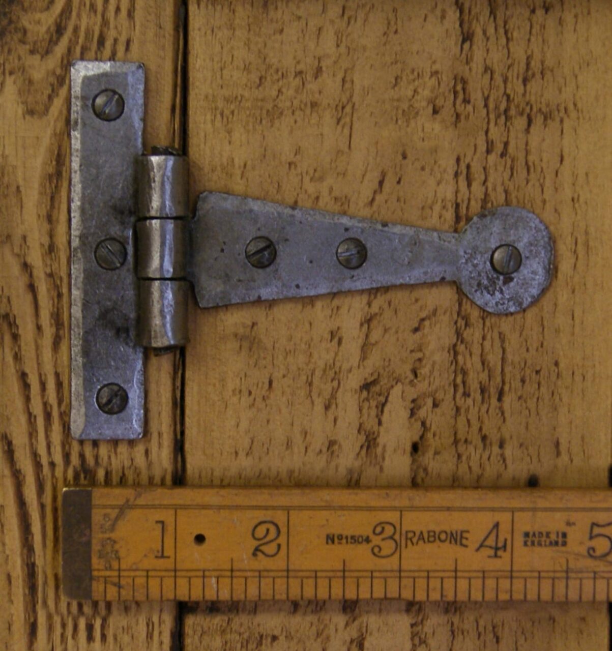 Tee Hinge Light Duty Penny End Hand 102mm Antique Iron