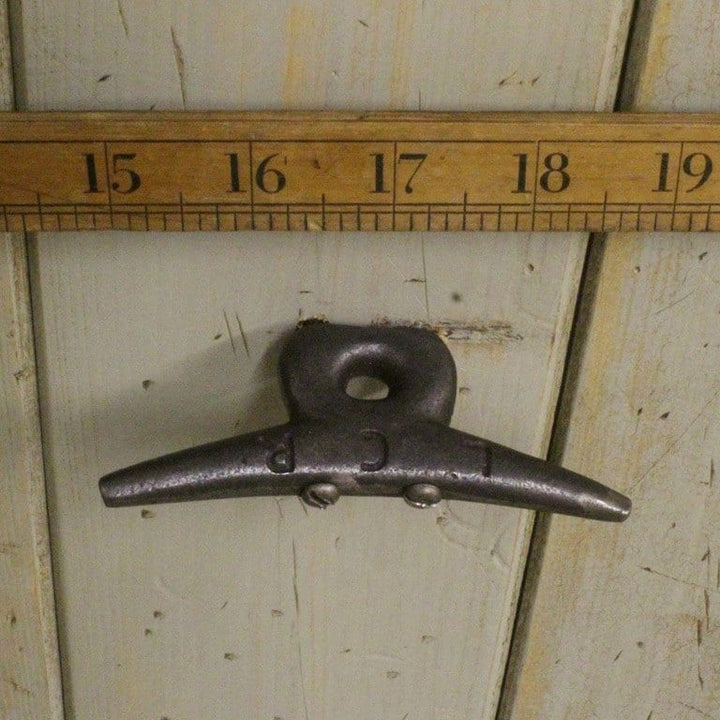 Cleat Hook Double (for Airer) Cast Antique Iron 100mm LCR