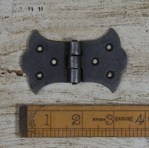 Butterfly Hinge Equal Cast Antique Iron 38mm (AF072AI)