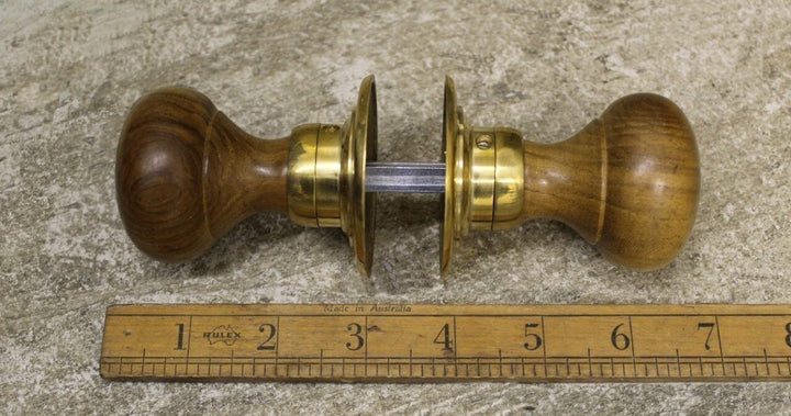 Door Knob Set Bun Type Teak / Brass 50mm