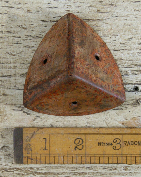 Corner Protector Rusty Steel with Seam 50mm x 50mm x 50mm
