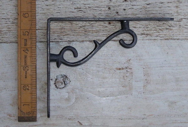 Shelf Bracket THORN Cast Antique Iron 140mm x 178mm