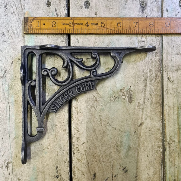 Shelf Bracket SINGER CORP Cast Iron 180mm x 200mm