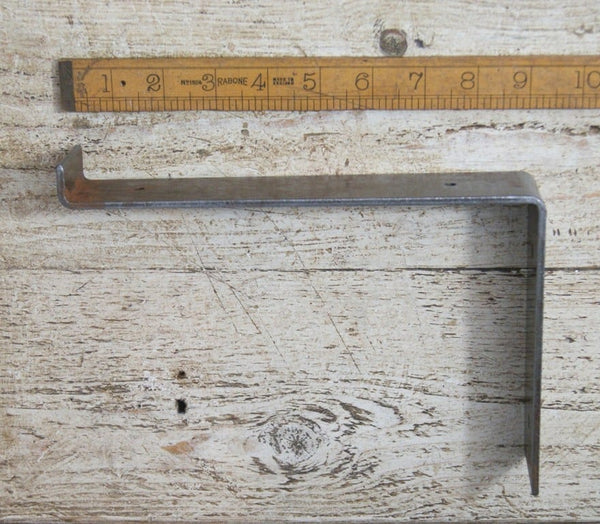 Shelf Bracket UTILITY Medium Duty Angle Steel Lip 150mm x 225mm