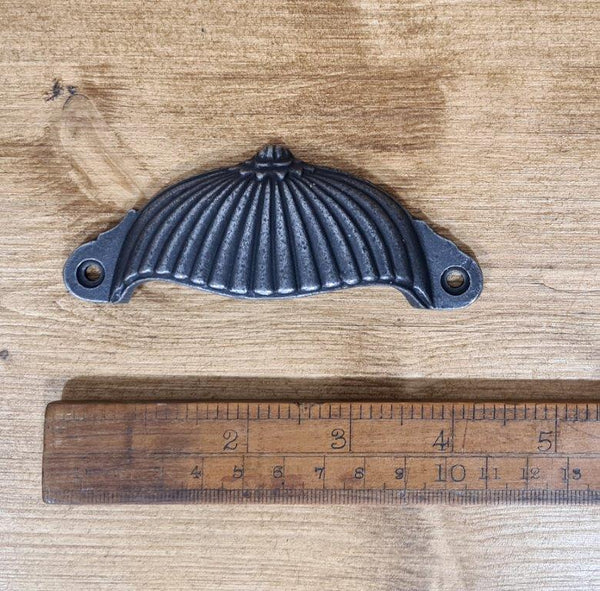Cup Handle Ridged Sunrise Design Cast Antique Iron 2 hole 106mm