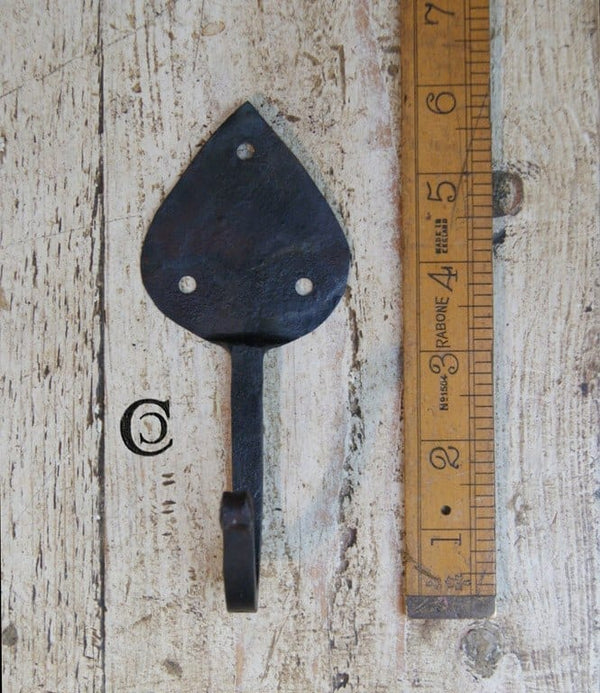 Gothic Hook Hand Forged Black Beeswax 130mm USE 30.336.