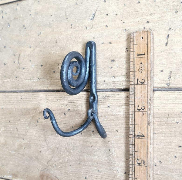 Handforged Hook Swirl SNAIL design Antique Iron 78mm