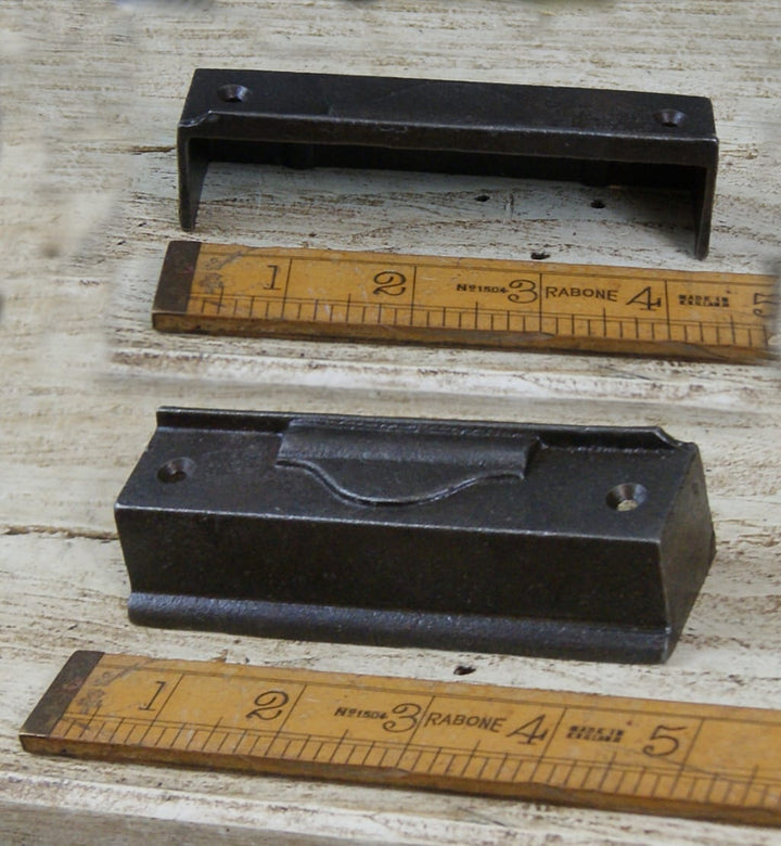 Plastic Rim Lock Keep Rim Lock Keep Half Moon Heavy Cast Iron 110mm – Cottingham Collection