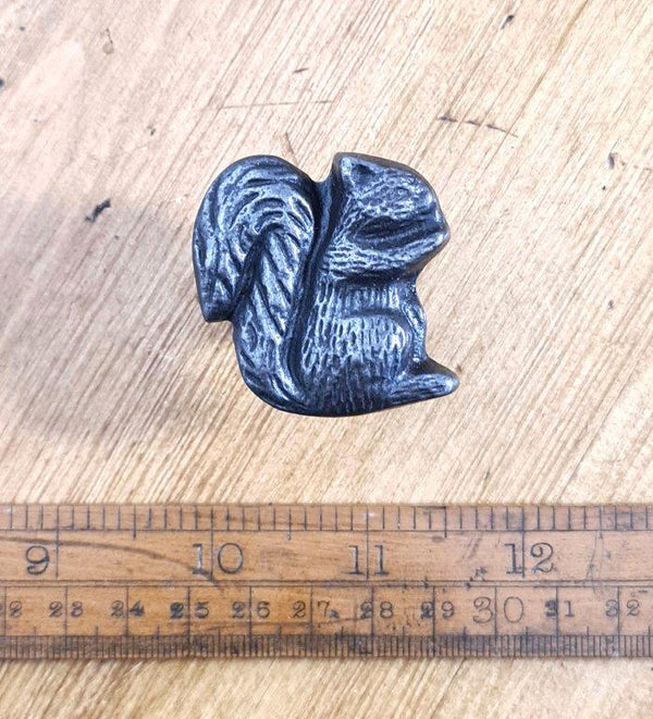 Knob Cupboard SQUIRREL Cast Antique Iron 48mm