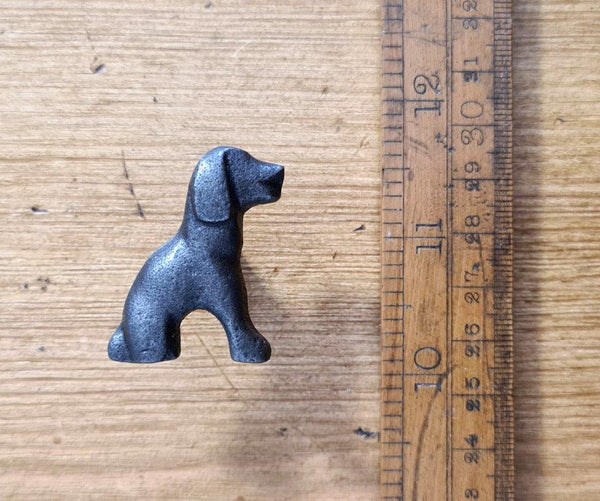 Knob Cupboard DOG Cast Antique Iron 30 x 40mm