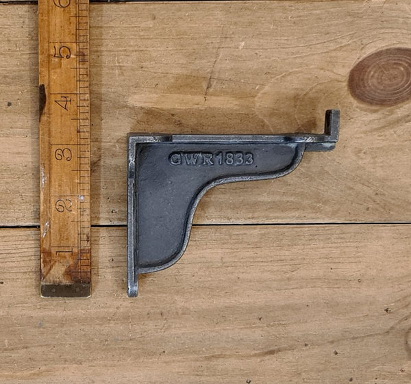Shelf Bracket Lip Railway GWR 1833 Cast Antique Iron 105mm