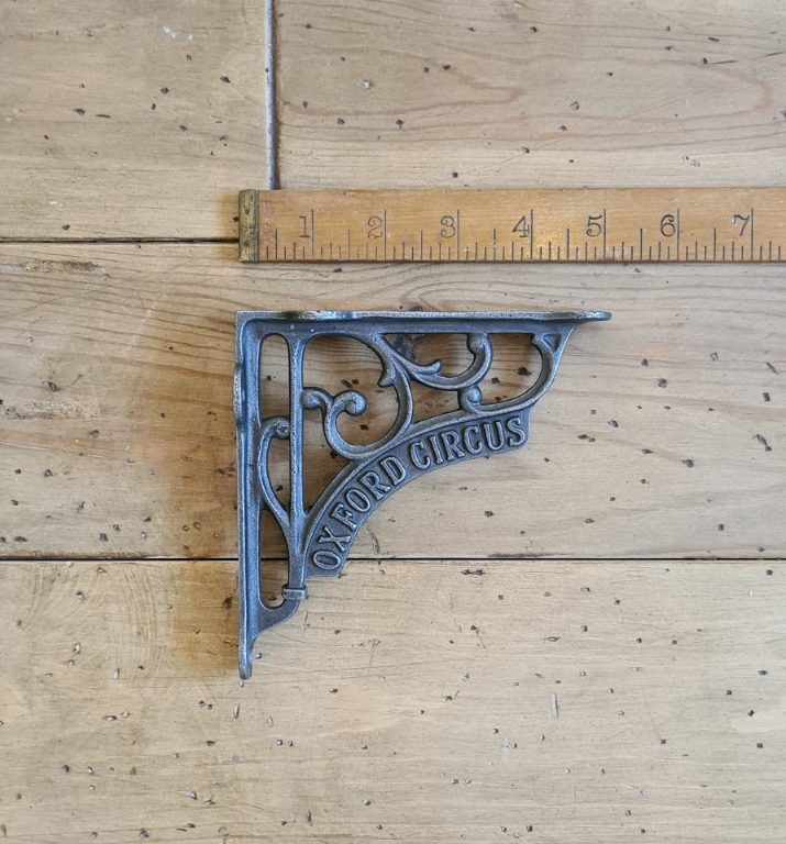 Shelf Bracket OXFORD CIRCUS Heritage Cast Antique Iron 125mm X 125mm
