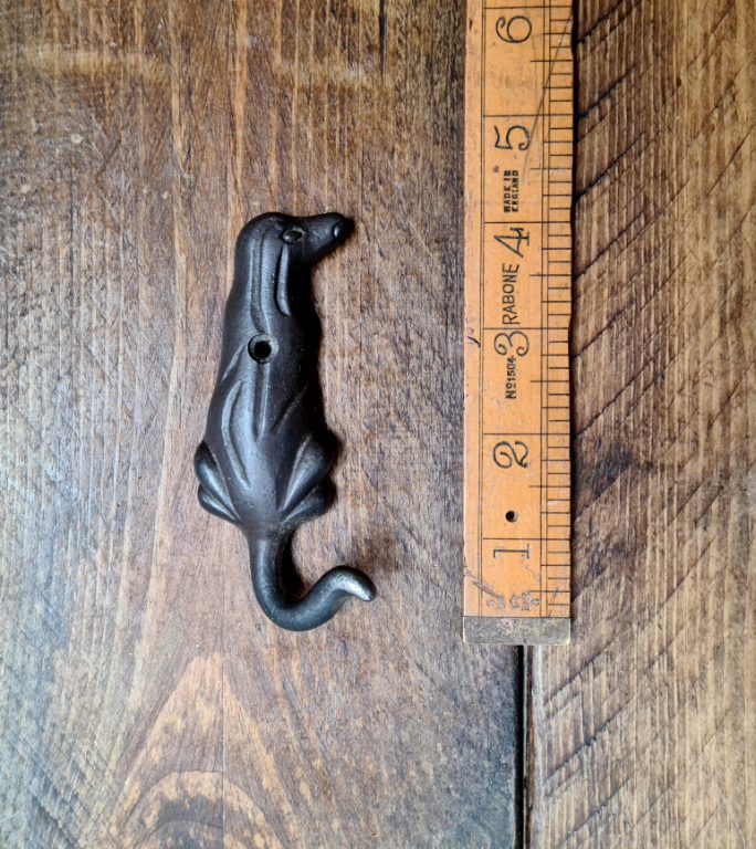 Antique Cast Iron Flamingo Coat Hook – 4″ High / 100mm – Heavy Duty Wall Mount – TUCCII