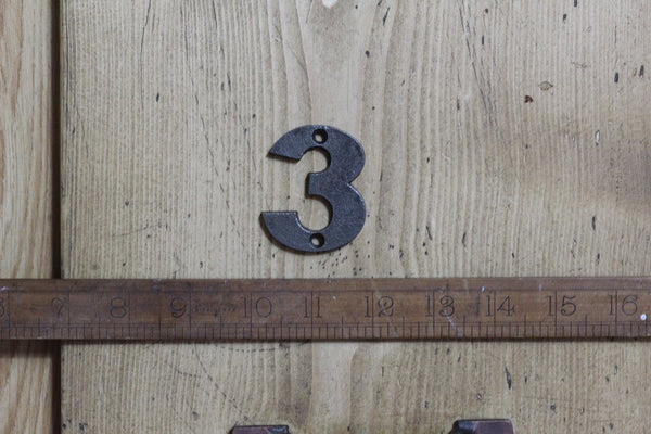 Cast Iron NUMBER 3 50mm High Antique Iron