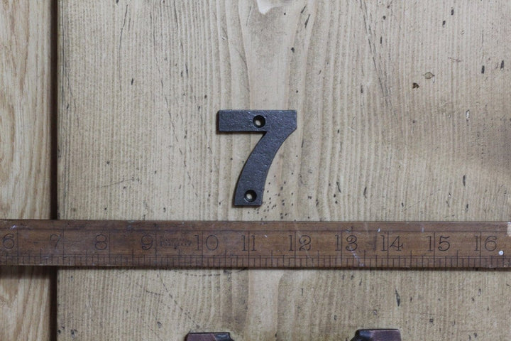 Cast Iron NUMBER 7 50mm High Antique Iron