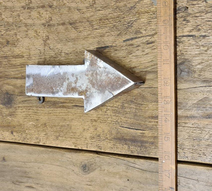 Wall Mounted Letter ARROW Antique Finish 200mm High