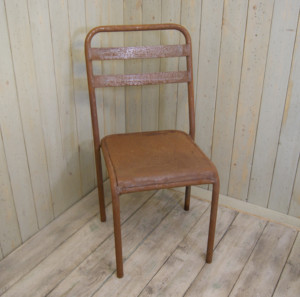 Rusted Finish School Style Chair