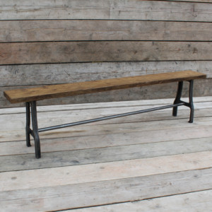Abott Traditional Style Bench Seat